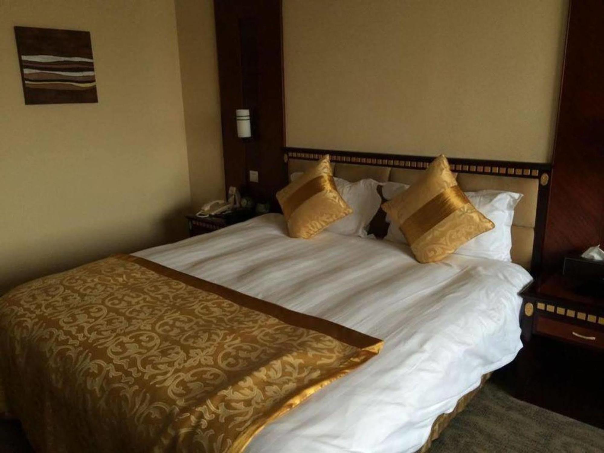 Qingdao Sanfod Hotel Zewnętrze zdjęcie